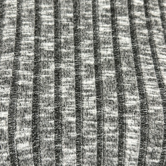 American Eagle Outfitters Slouchy Turtleneck - Picture 4 of 12